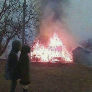 欧美人妖群交pretty
